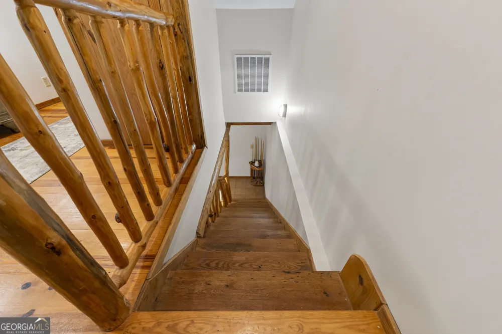 2374 Dean Mountain RD Cleveland, GA 30528