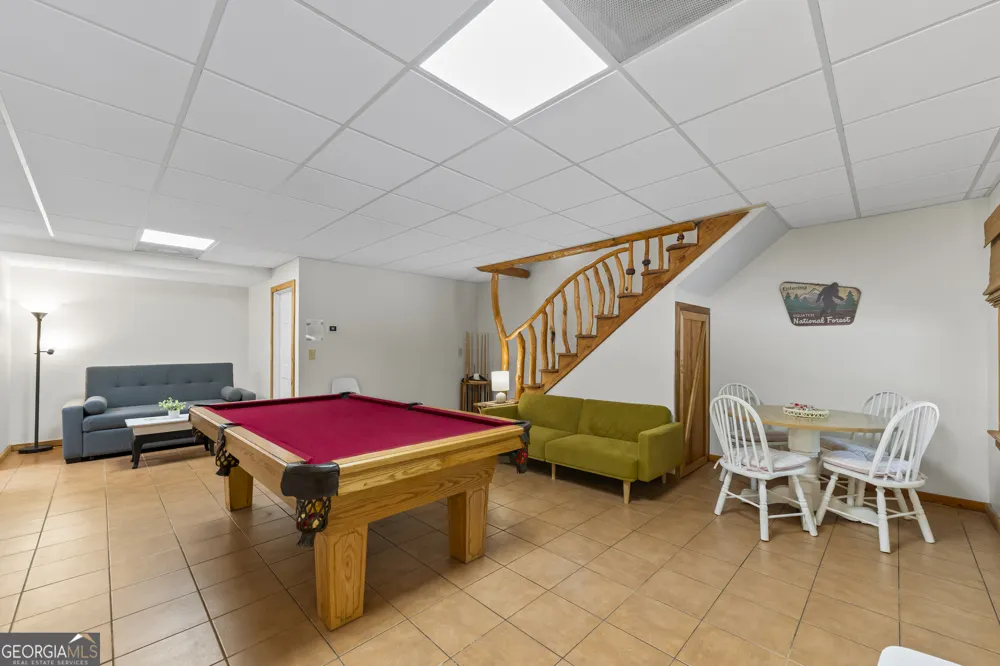 2374 Dean Mountain RD Cleveland, GA 30528