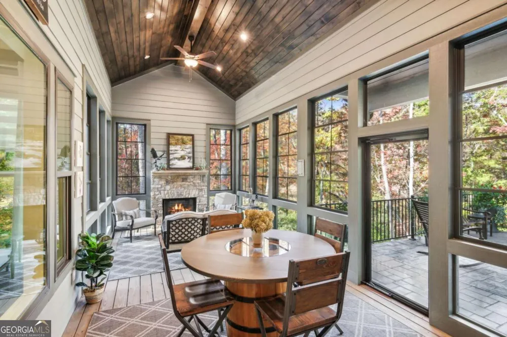 44 Whisper PL Jasper, GA 30143