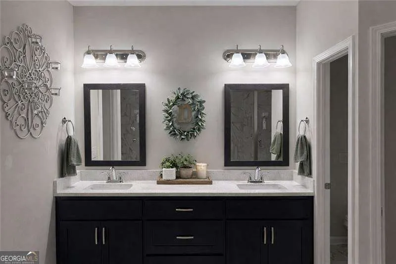 101 Fenwick Manor DR LaGrange, GA 30241