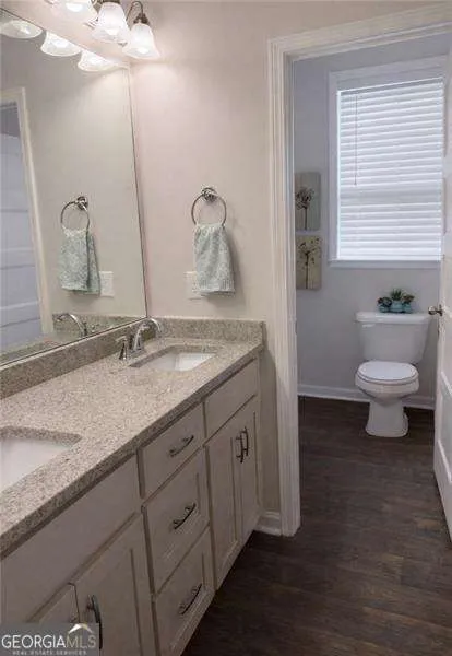 101 Fenwick Manor DR LaGrange, GA 30241