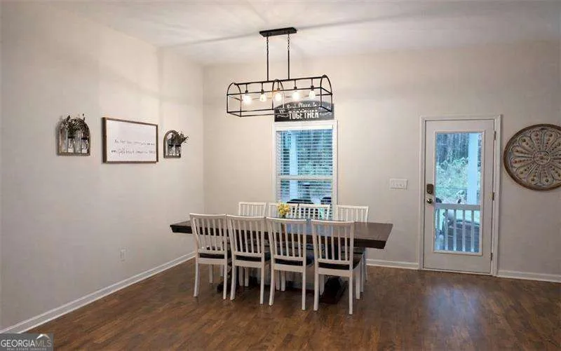 101 Fenwick Manor DR LaGrange, GA 30241