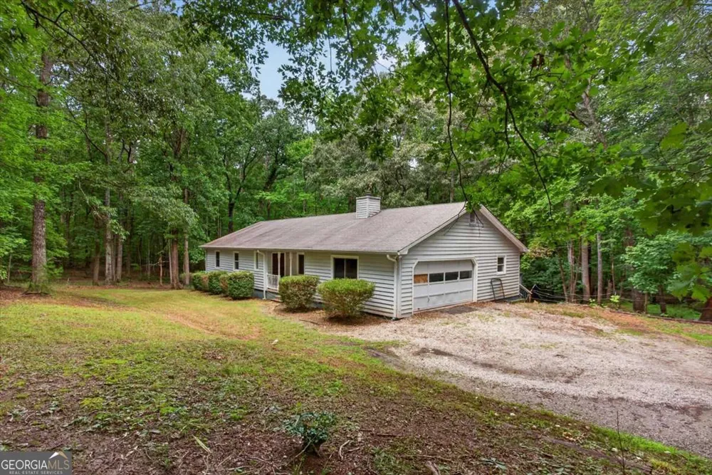271 Broken Arrow TRL Dahlonega, GA 30533