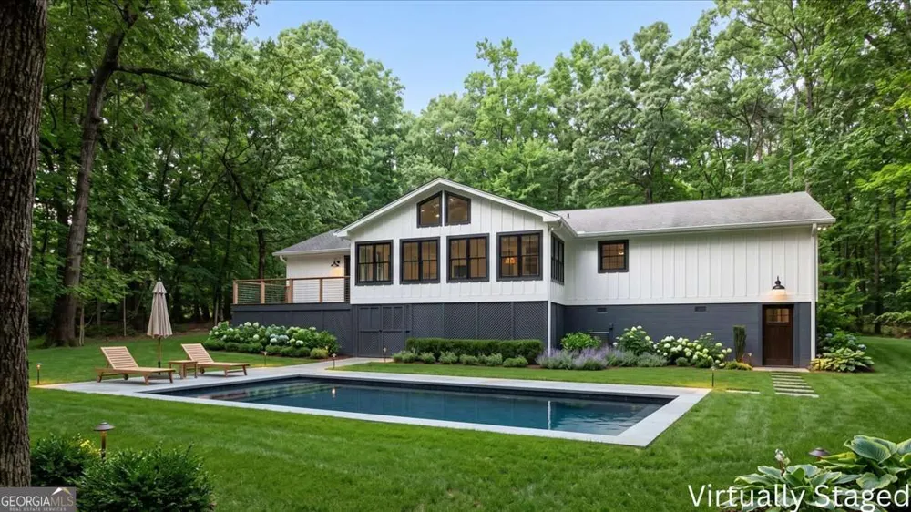 271 Broken Arrow TRL Dahlonega, GA 30533