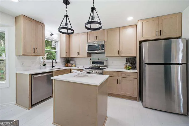 2526 Shiloh Court West NW Kennesaw, GA 30152