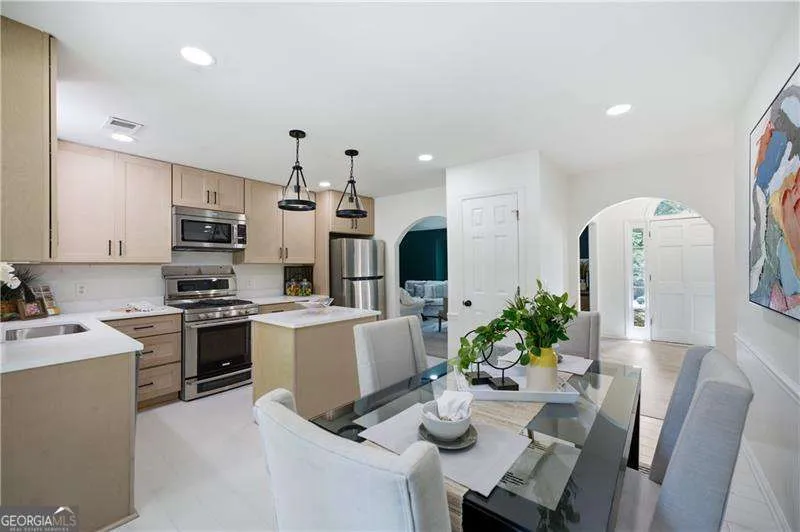 2526 Shiloh Court West NW Kennesaw, GA 30152