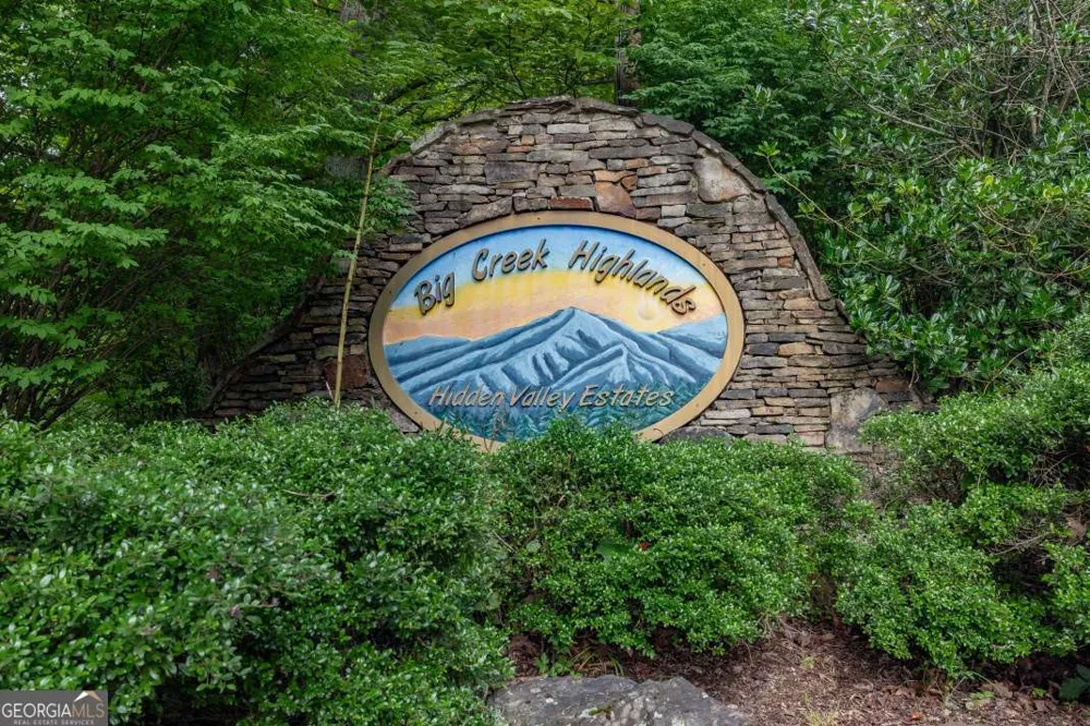 5.74 AC Hardslate RD Ellijay, GA 30540