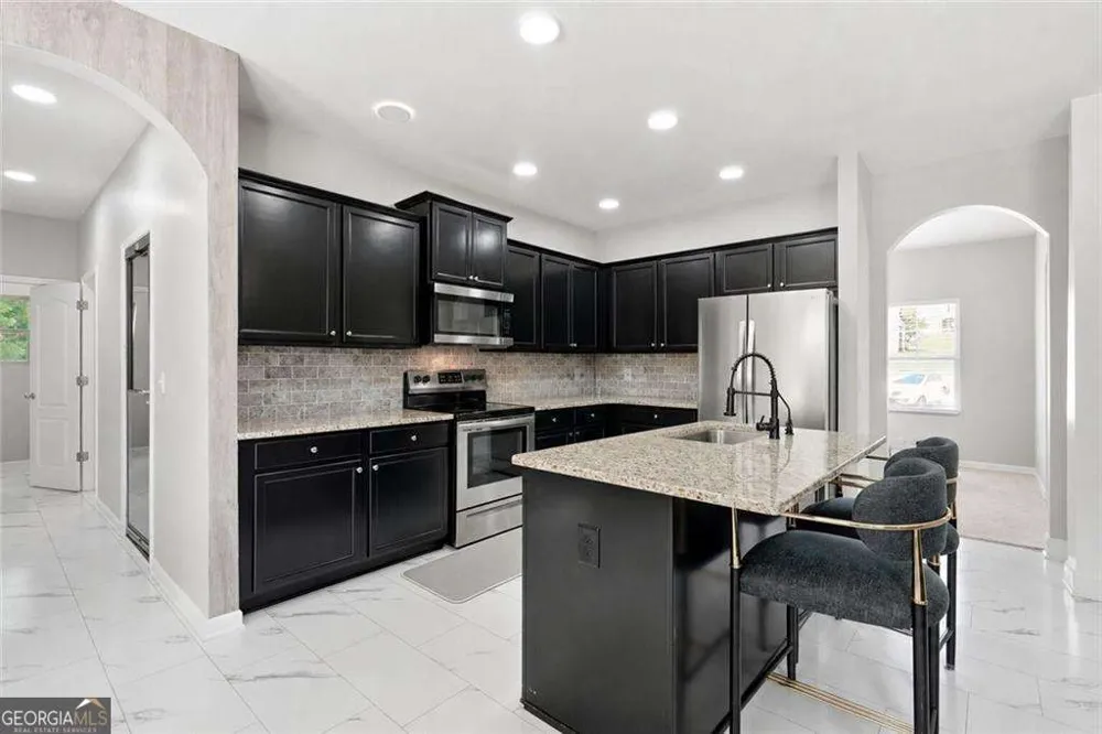 1410 Miller Cove LN Bethlehem, GA 30620