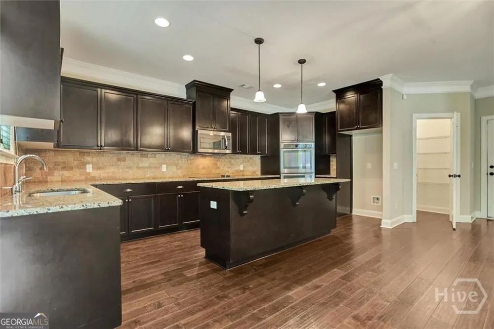 115 Cypress LOOP Bloomingdale, GA 31302