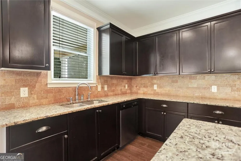115 Cypress LOOP Bloomingdale, GA 31302