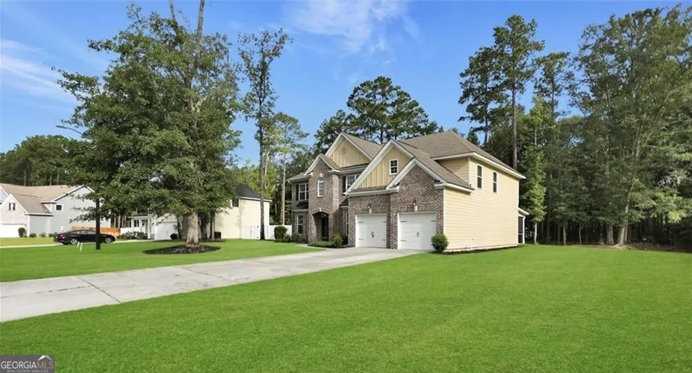 115 Cypress LOOP Bloomingdale, GA 31302