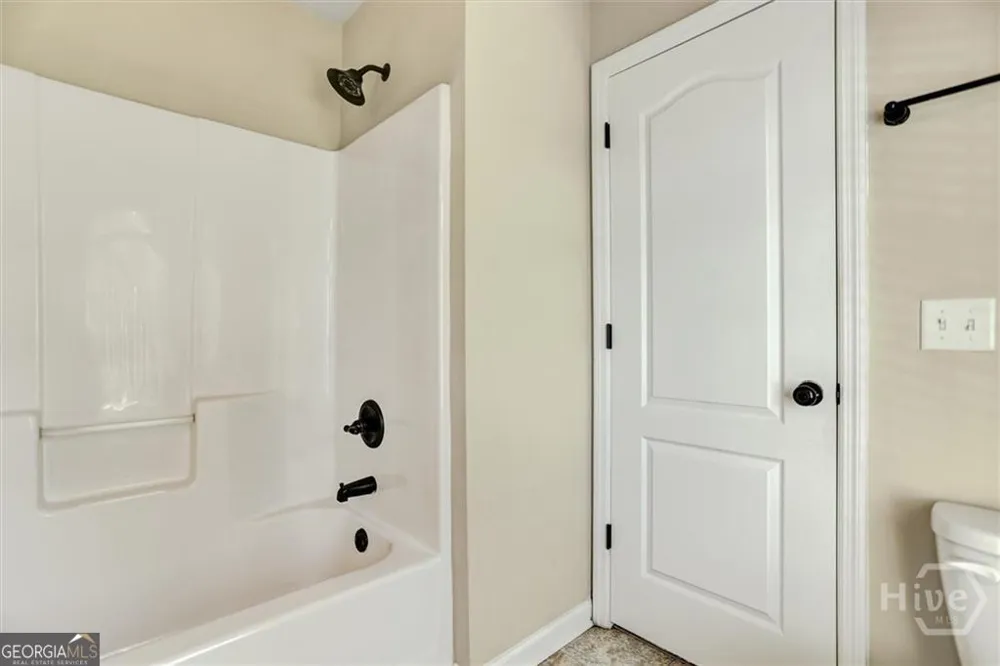 115 Cypress LOOP Bloomingdale, GA 31302