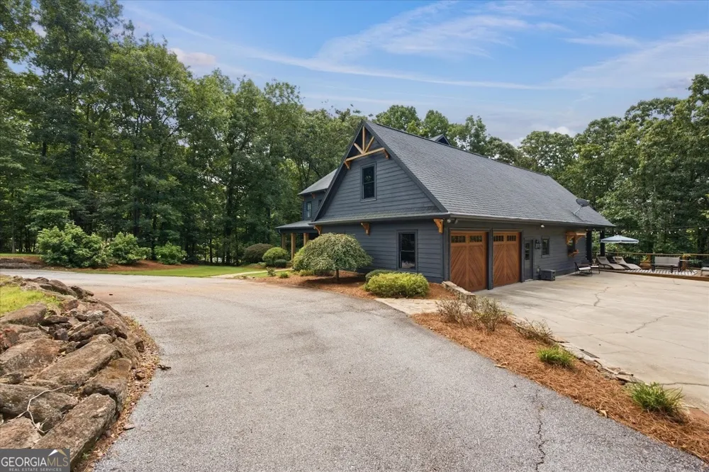992 Oak Grove RD Carrollton, GA 30117