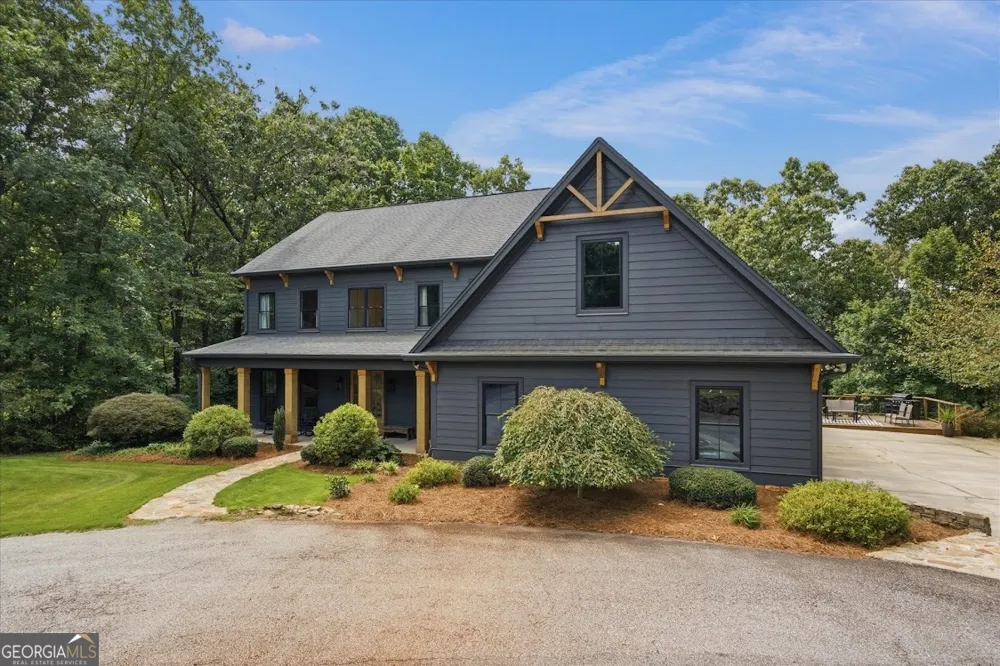 992 Oak Grove RD Carrollton, GA 30117