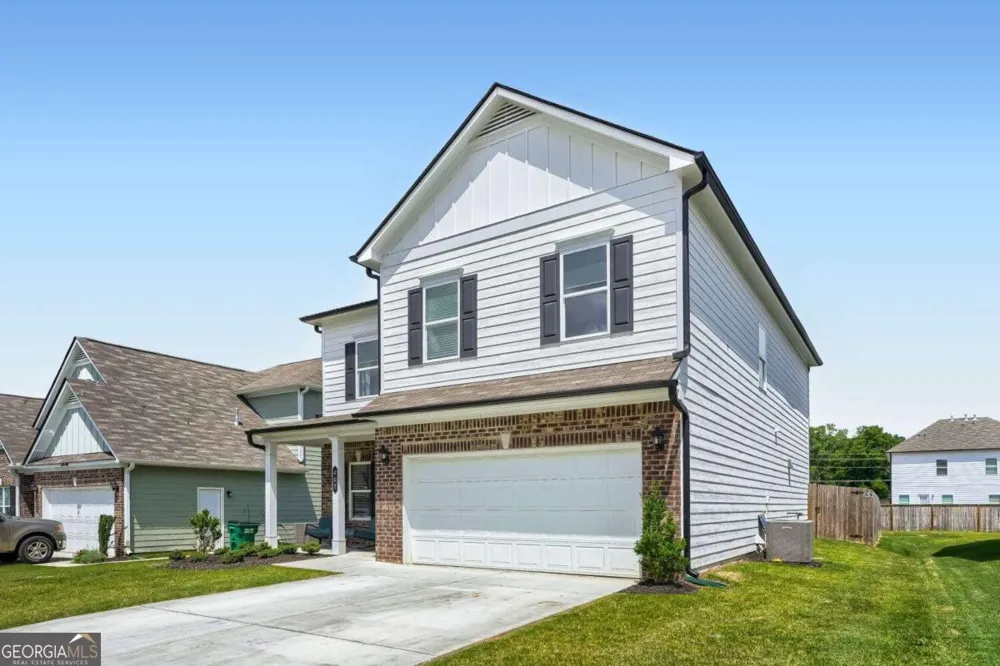 407 Larry LN Adairsville, GA 30103