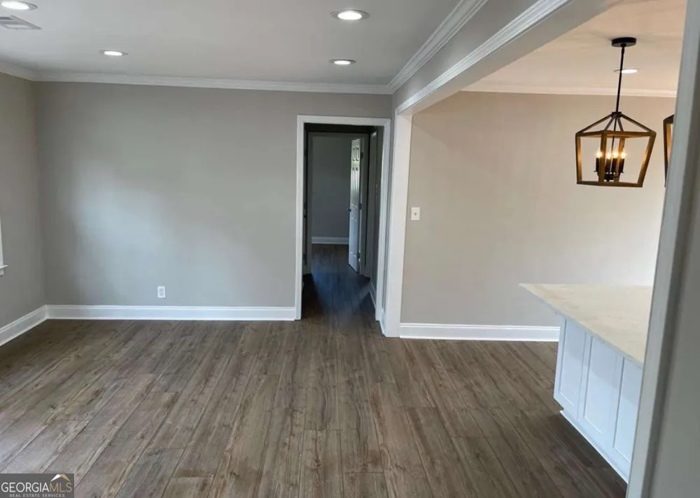 2463 Wayne ST SW Marietta, GA 30060