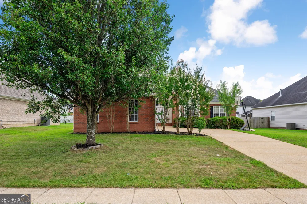 2446 Triangle Farm RD Chattanooga, TN 37421