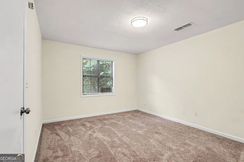 2623 Dorian DR SW Snellville, GA 30078