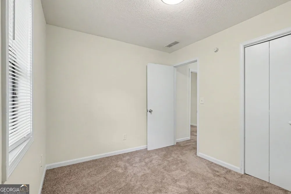 2623 Dorian DR SW Snellville, GA 30078