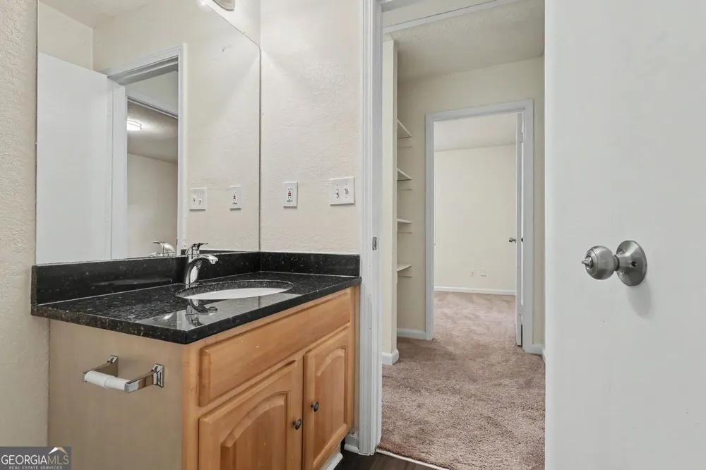 2623 Dorian DR SW Snellville, GA 30078