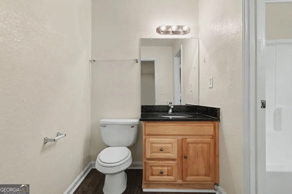2623 Dorian DR SW Snellville, GA 30078