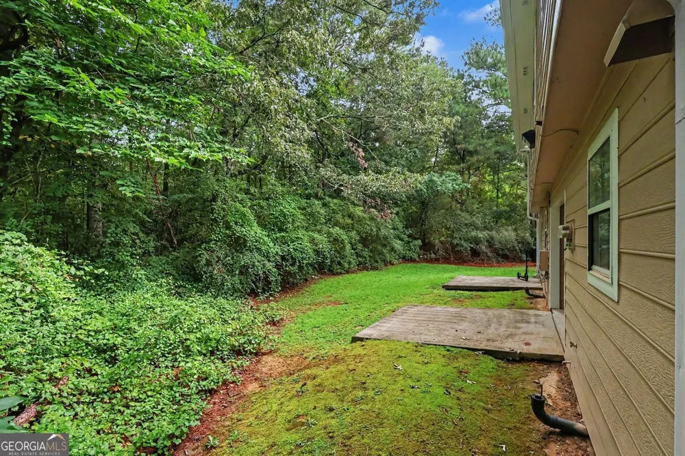 2623 Dorian DR SW Snellville, GA 30078