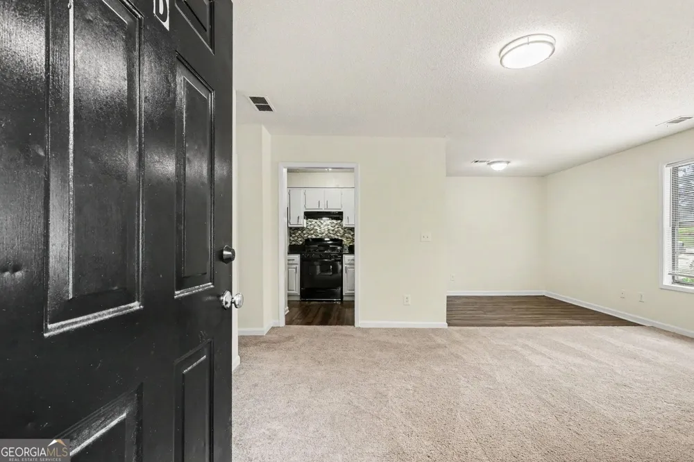 2623 Dorian DR SW Snellville, GA 30078
