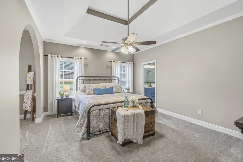 135 Clear Spring LN Oxford, GA 30054