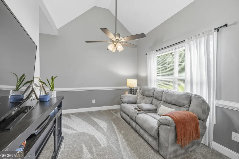 135 Clear Spring LN Oxford, GA 30054