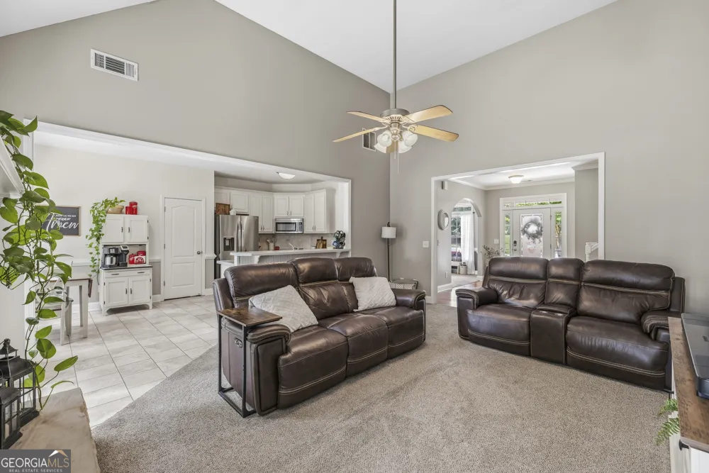 135 Clear Spring LN Oxford, GA 30054