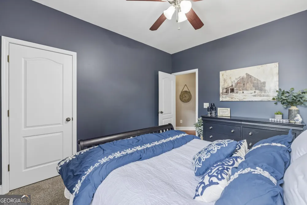 135 Clear Spring LN Oxford, GA 30054