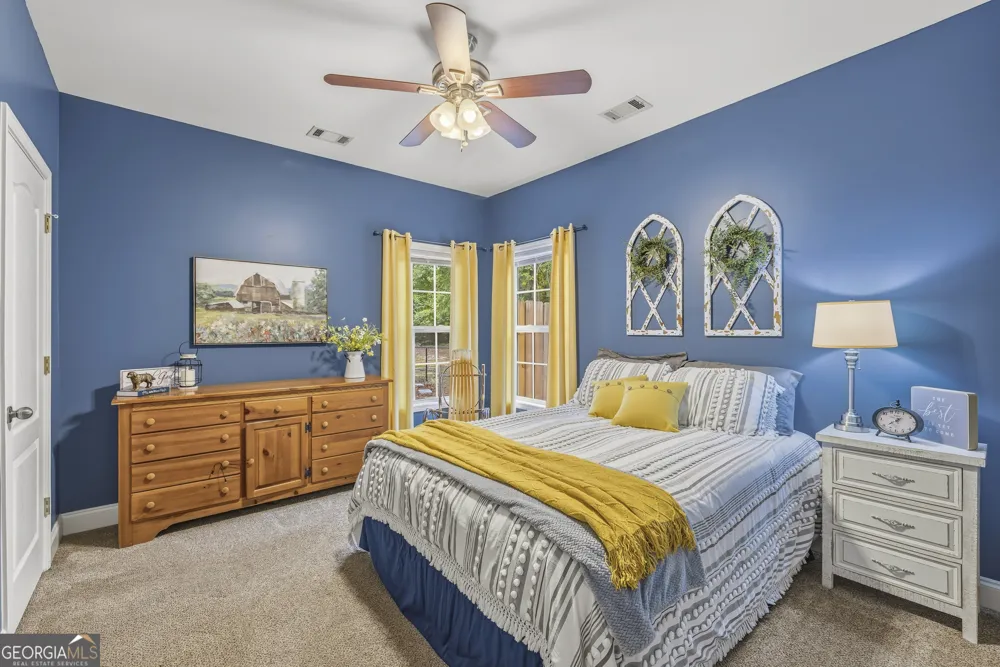135 Clear Spring LN Oxford, GA 30054