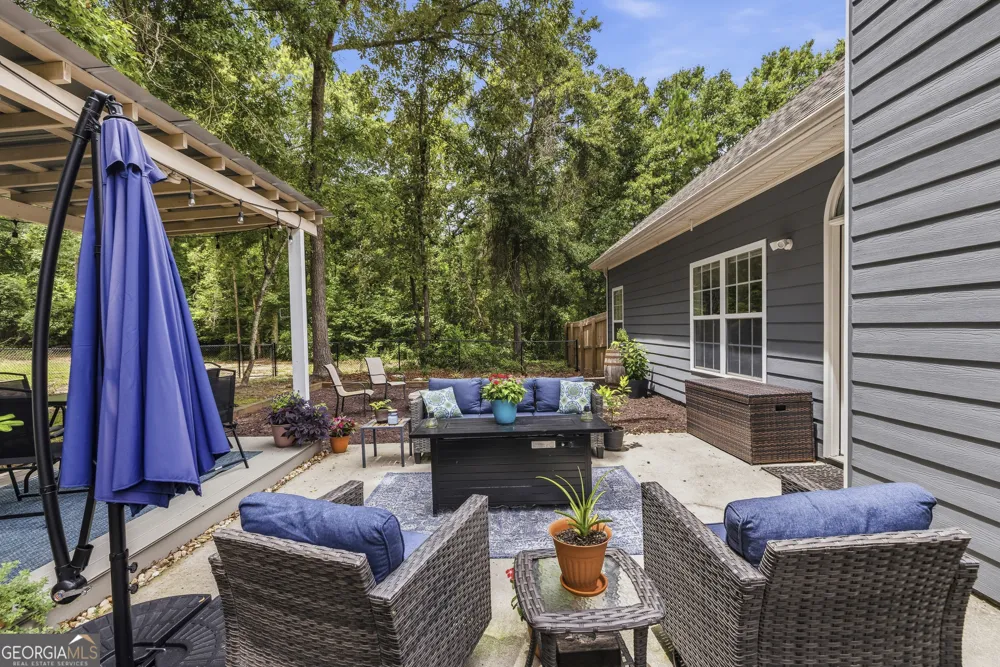 135 Clear Spring LN Oxford, GA 30054