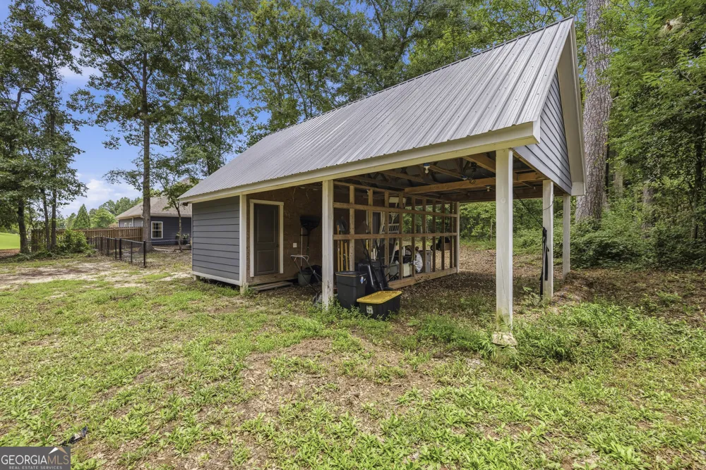 135 Clear Spring LN Oxford, GA 30054