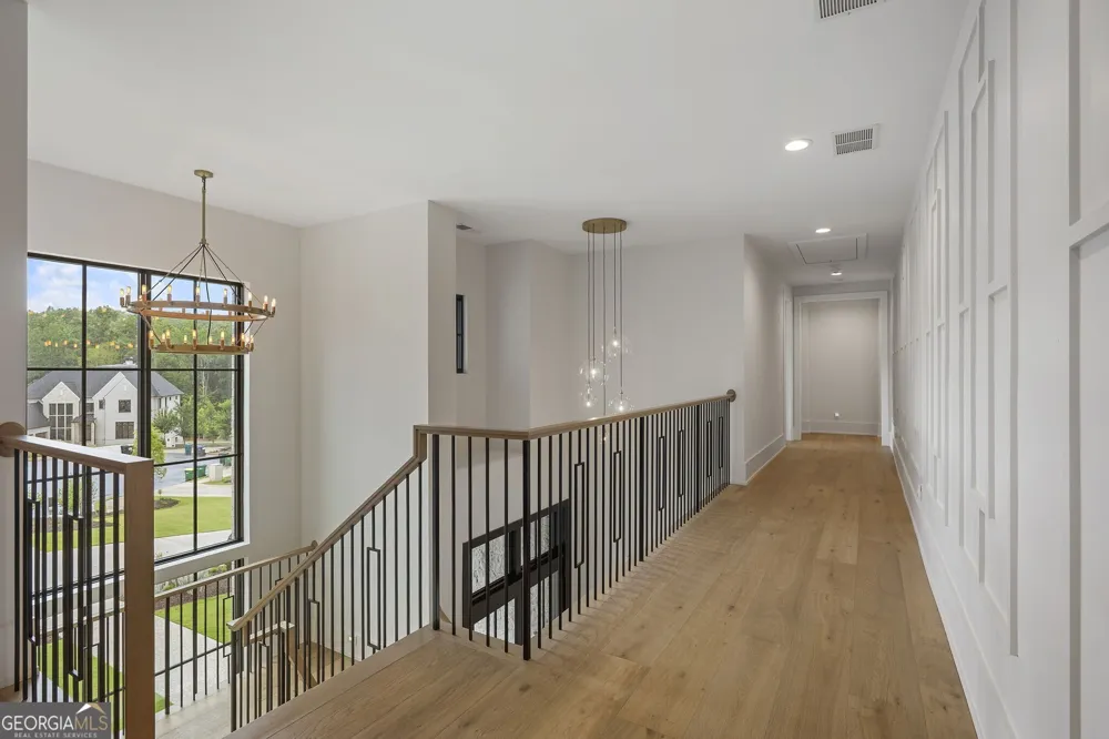 1022 Lyndon LN Milton, GA 30004