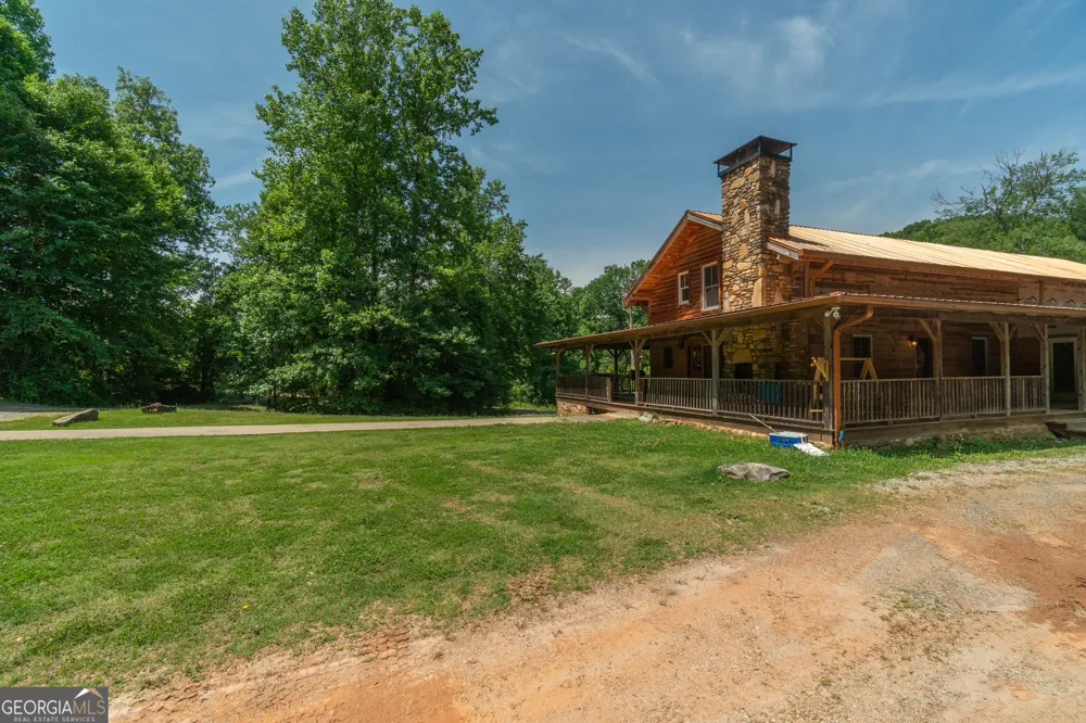 440 Joe Franklin RD Sautee Nacoochee, GA 30571