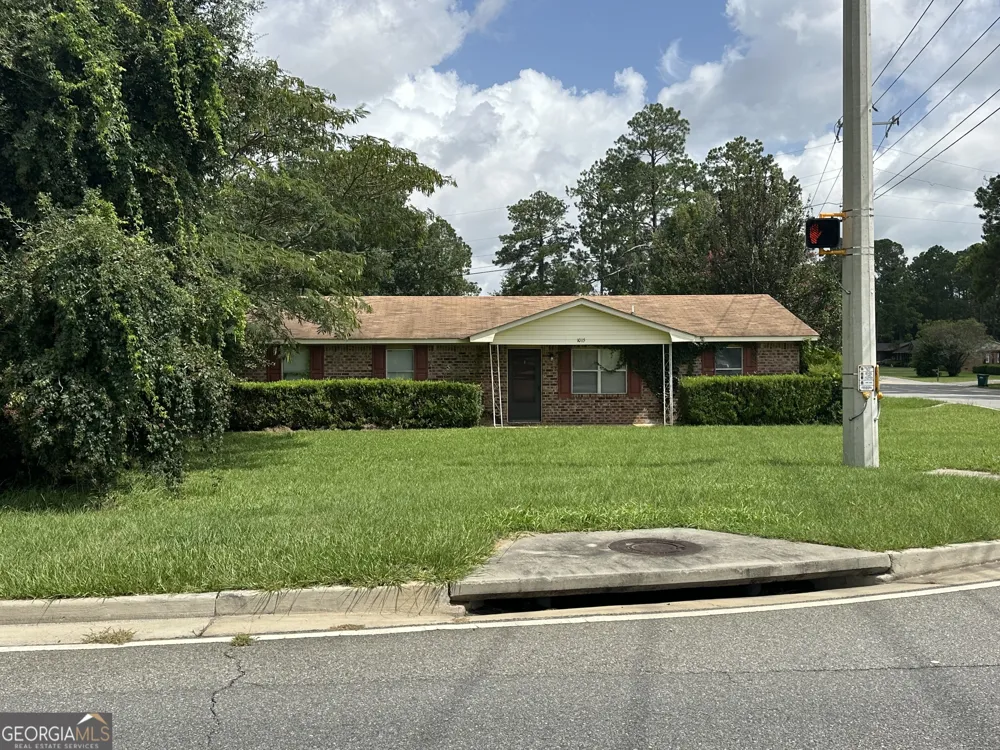 513 E 1st AVE Cordele, GA 31015