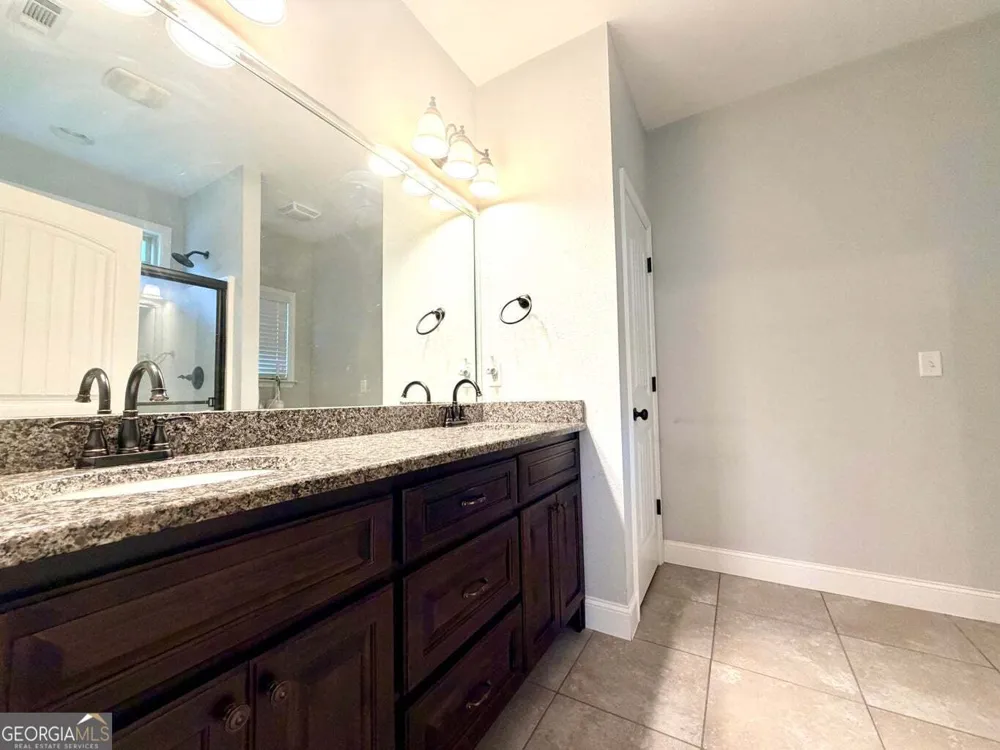 261 Emberson DR Ringgold, GA 30736