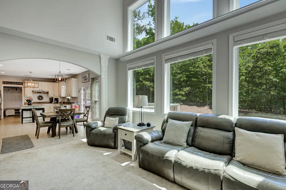 381 Rosebay LN Sharpsburg, GA 30277