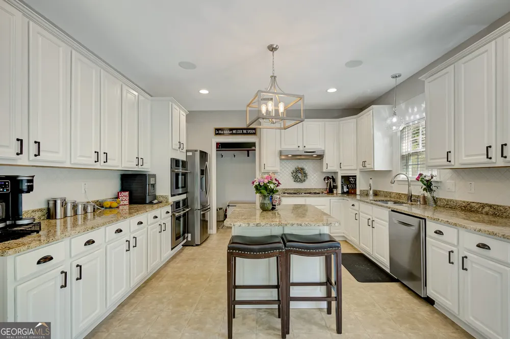 381 Rosebay LN Sharpsburg, GA 30277