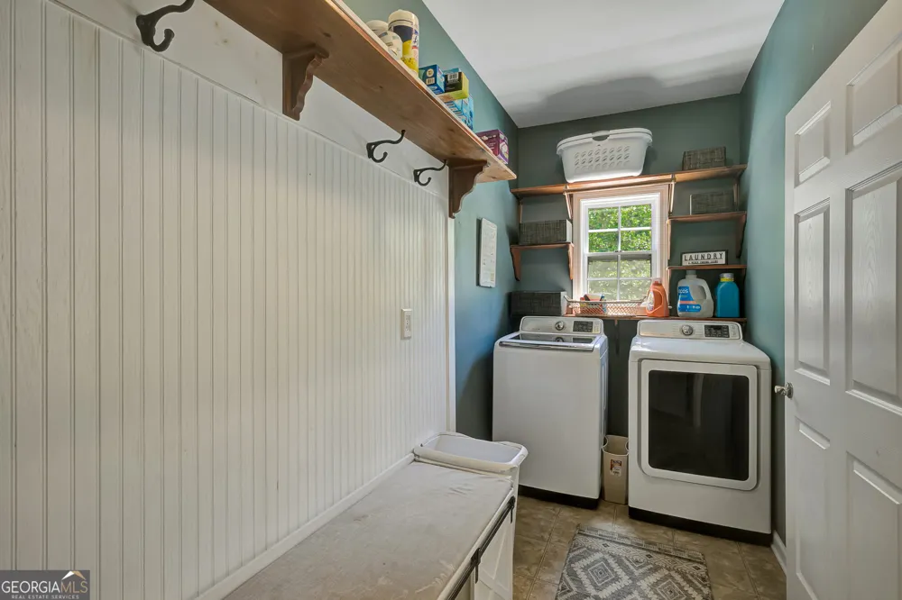 381 Rosebay LN Sharpsburg, GA 30277
