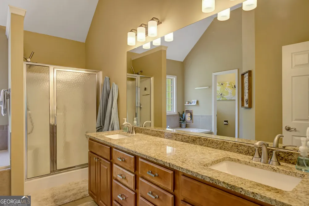 381 Rosebay LN Sharpsburg, GA 30277