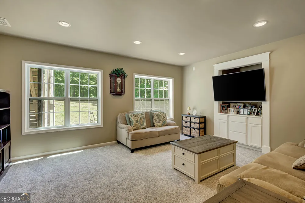 381 Rosebay LN Sharpsburg, GA 30277