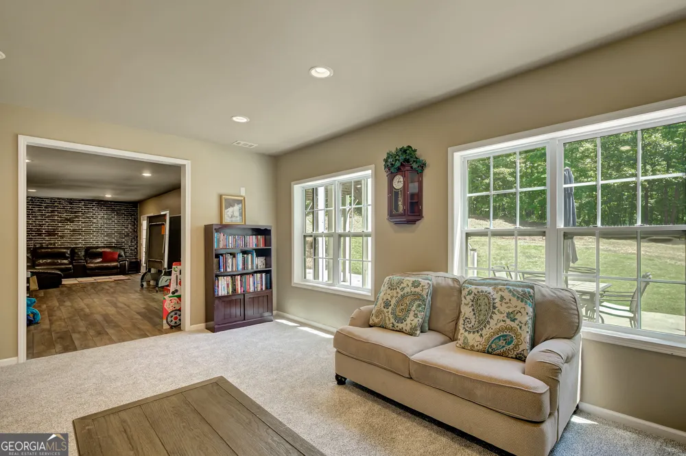 381 Rosebay LN Sharpsburg, GA 30277