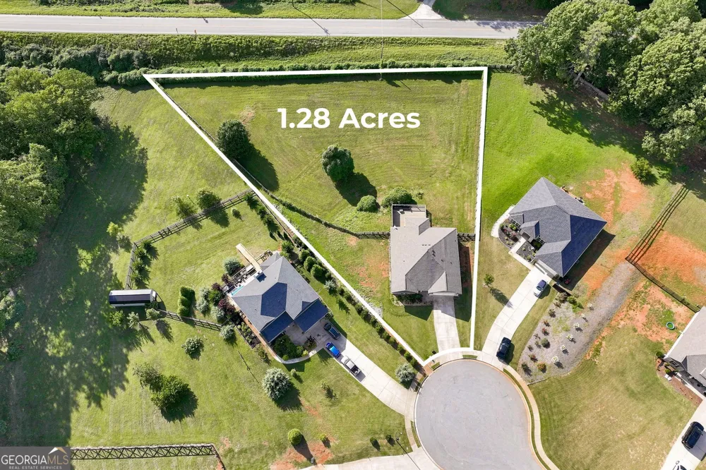 6104 Creekside View Ln Clermont, GA 30527