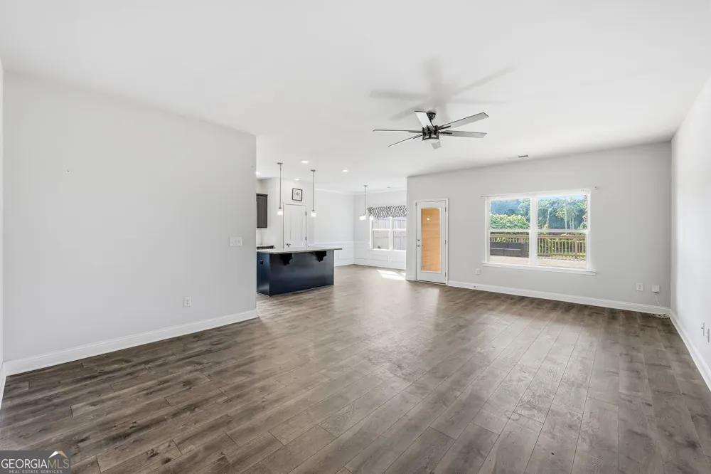 6104 Creekside View Ln Clermont, GA 30527
