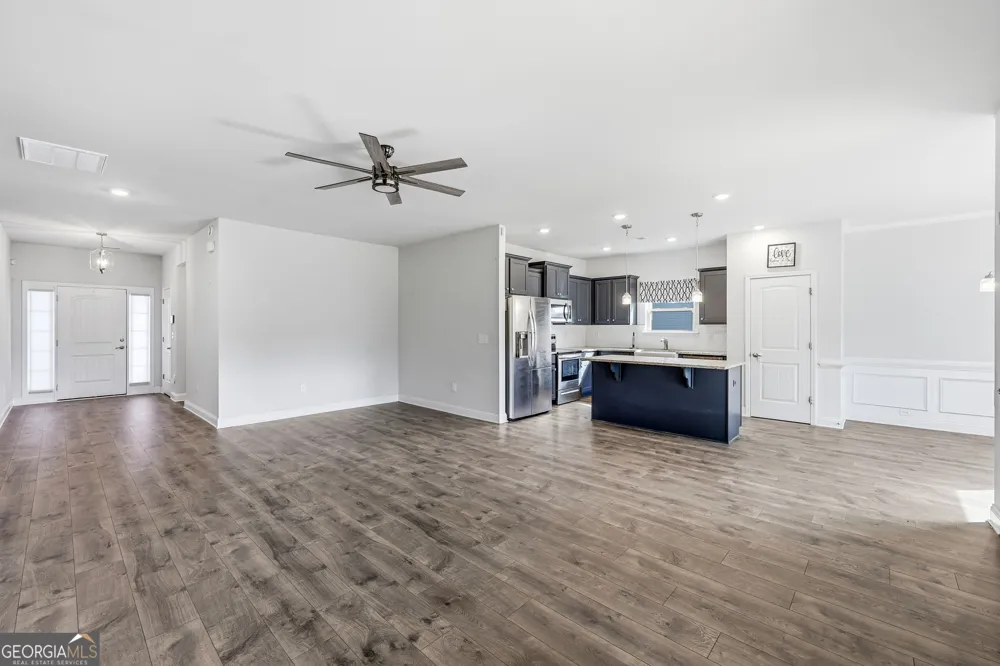 6104 Creekside View Ln Clermont, GA 30527