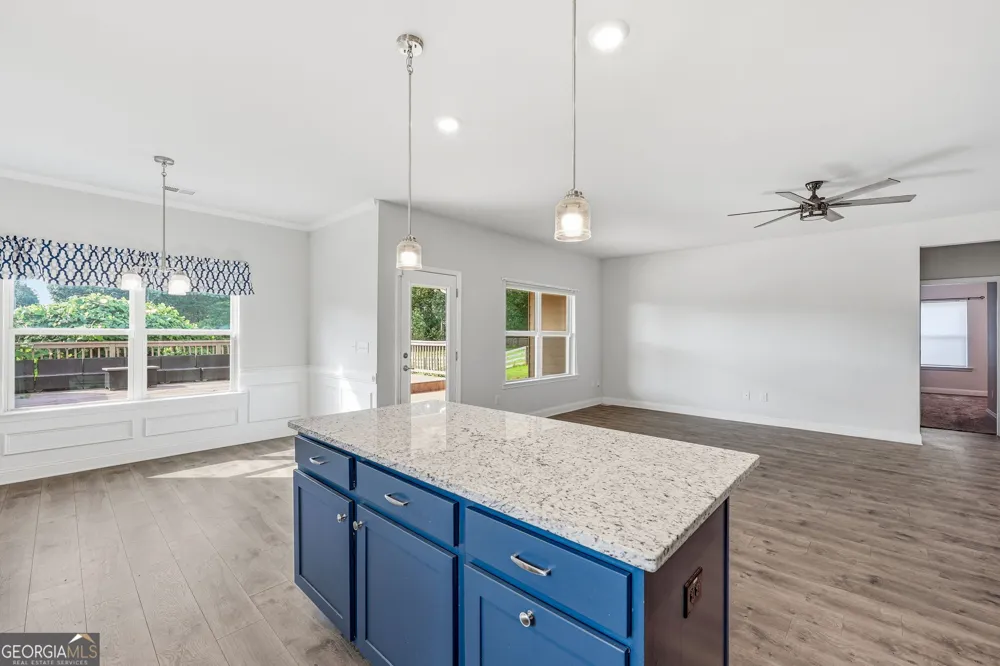 6104 Creekside View Ln Clermont, GA 30527