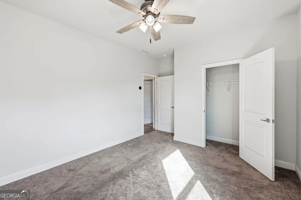 6104 Creekside View Ln Clermont, GA 30527