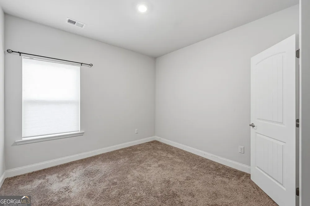 6104 Creekside View Ln Clermont, GA 30527
